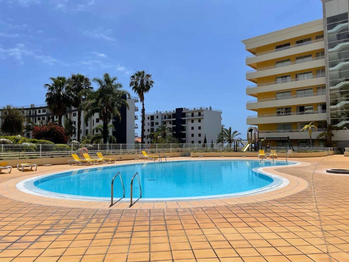 Ajuda Paradise Apartment With Pool And Private Parking Funchal  Esterno foto